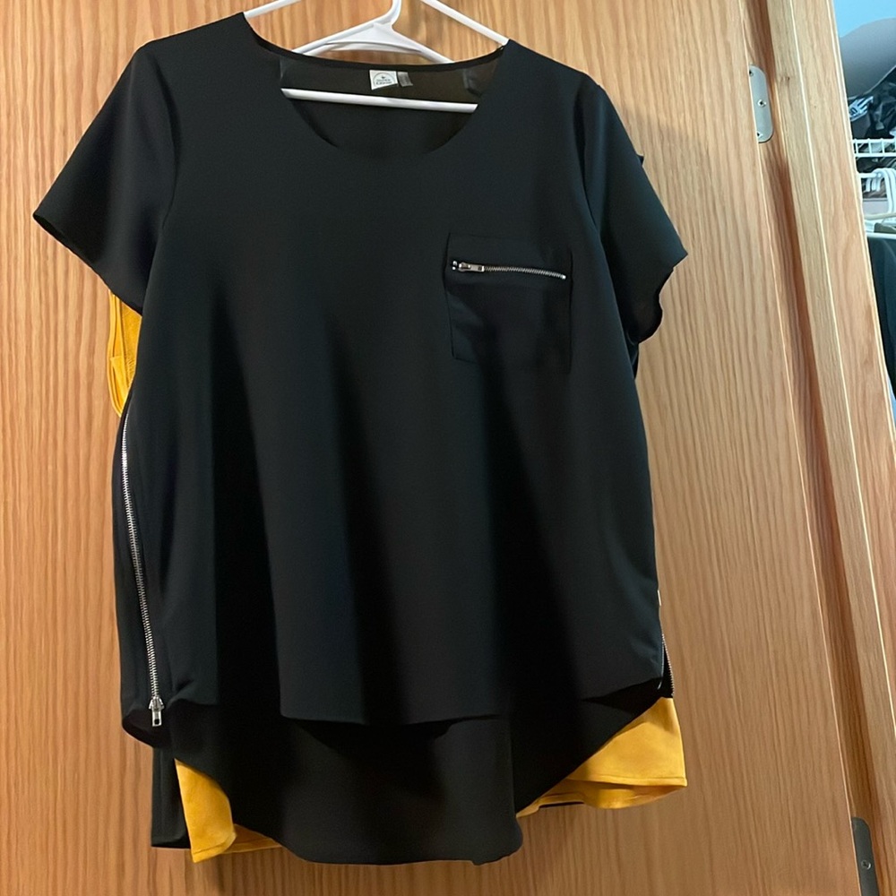 Paper Crane Black Double Zip Blouse